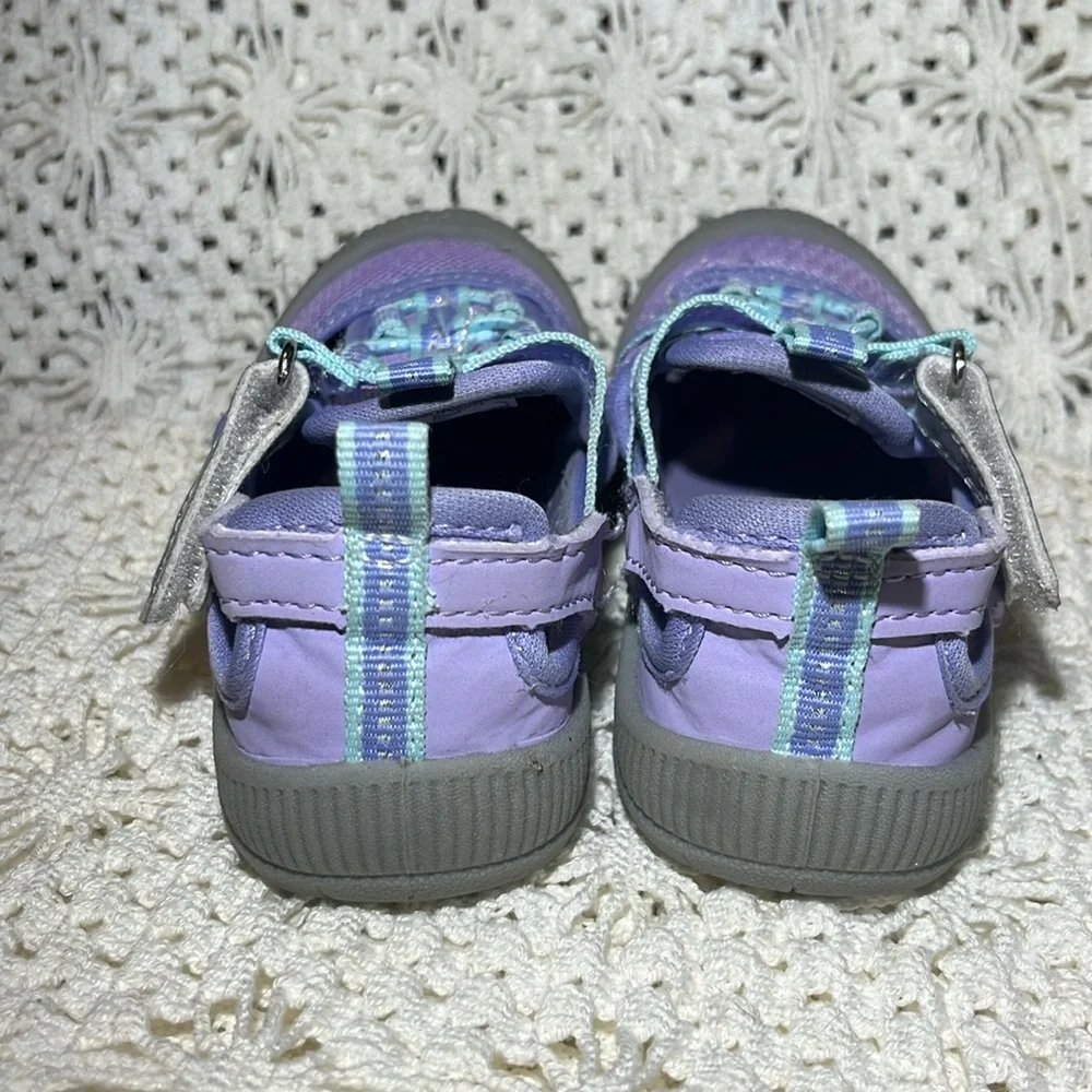 OshKosh washable water shoes sz 6 purple/teal